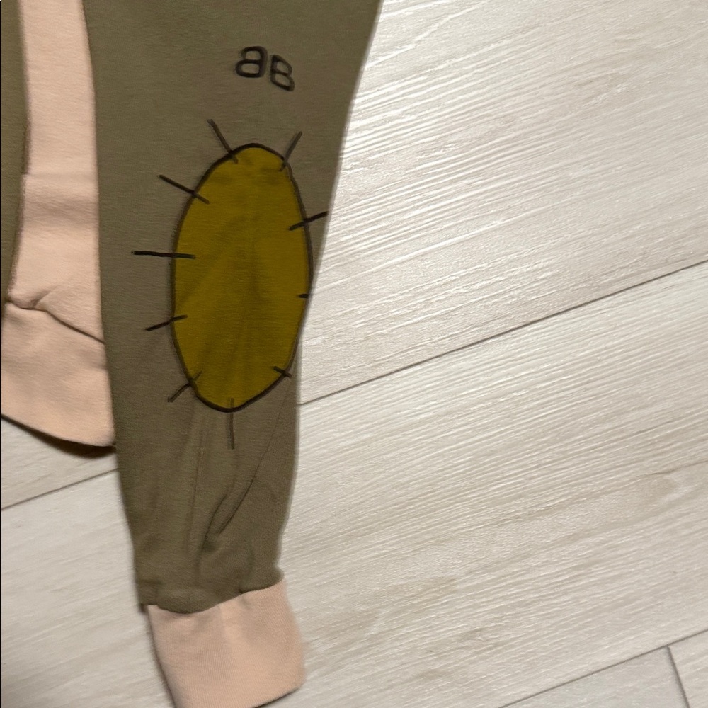 Bandy Buttin Kid’s Sunshine  Graphic Sweatshirt in Blush Pink and Olive size 8-9 - Picture 4 of 7